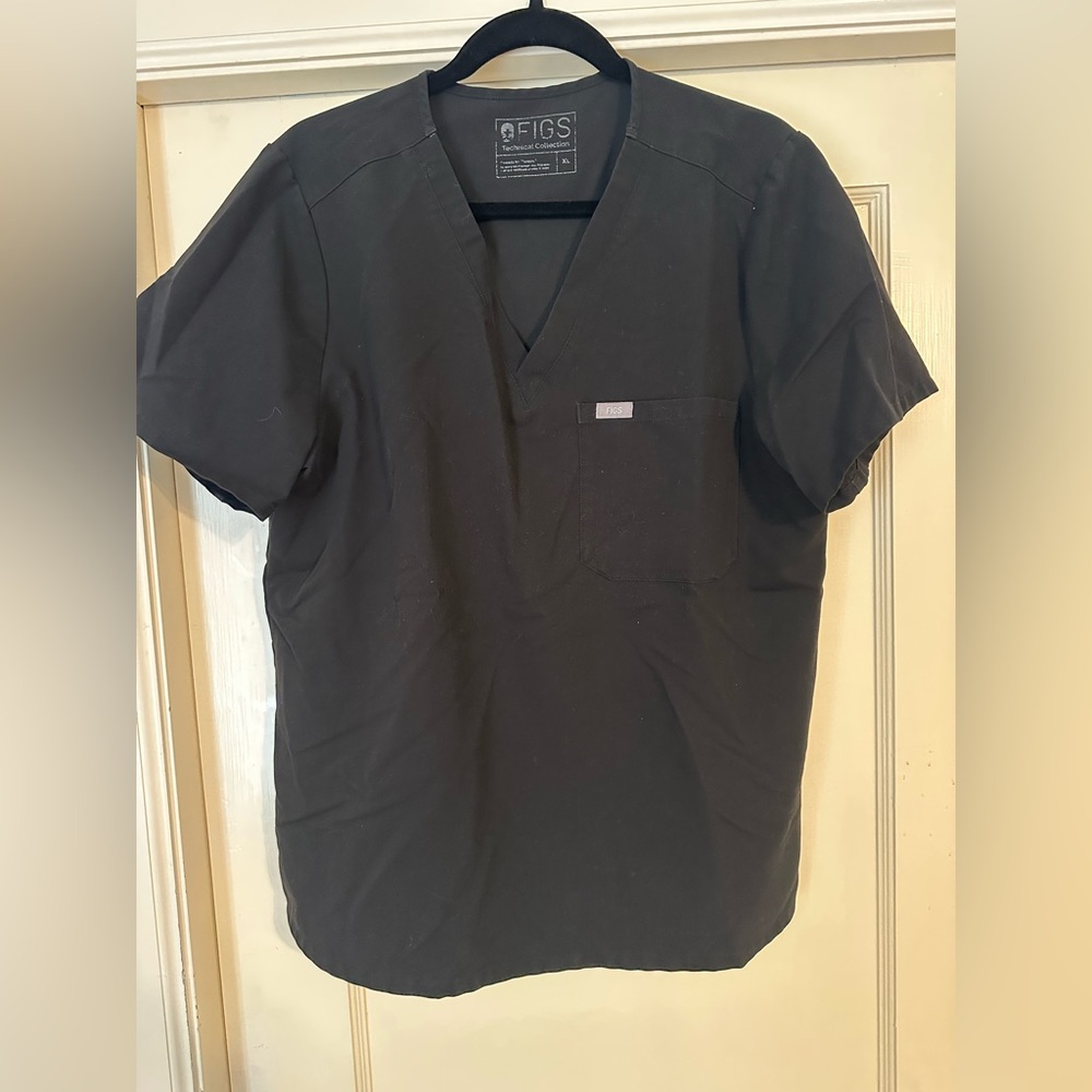 Figs women’s  Black Scrub Top - XL Catarina